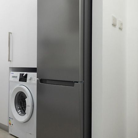 Lovely 2 Bed Apartment In Larnaca City Centre מראה חיצוני תמונה