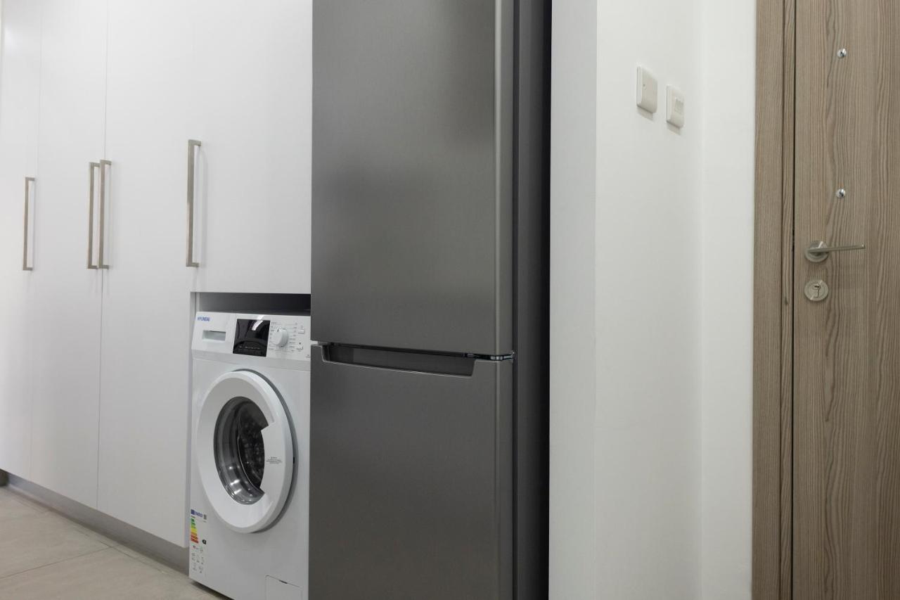 Lovely 2 Bed Apartment In Larnaca City Centre מראה חיצוני תמונה
